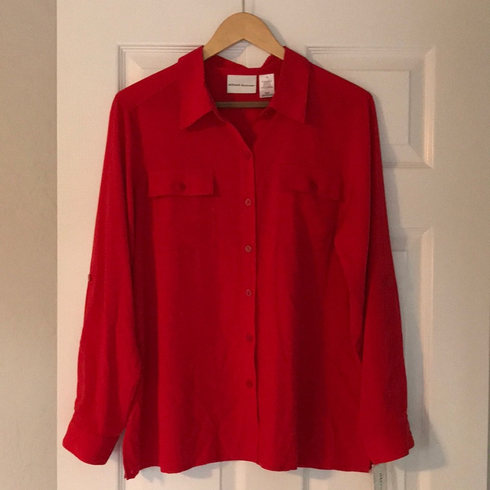 Alfred Dunner red size 14 shirt. New with tags